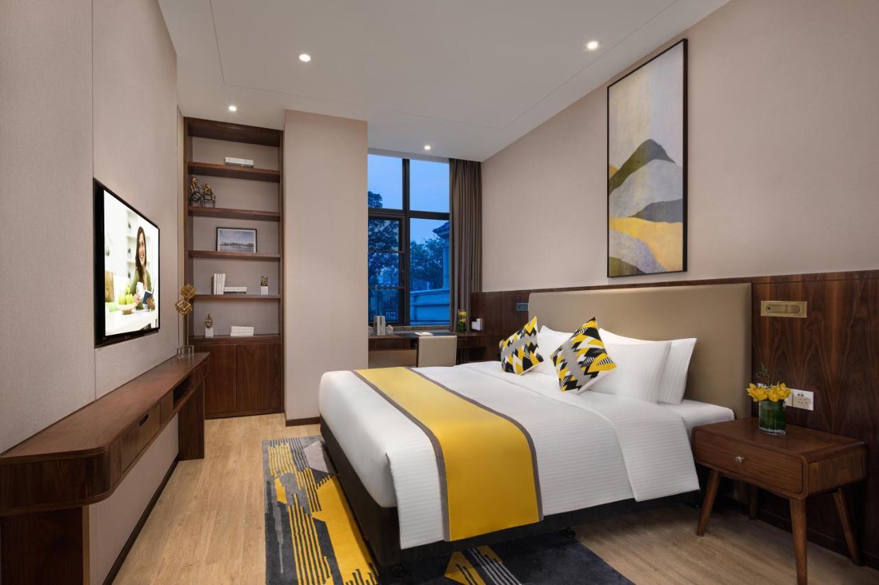 Citadines Taoyuanju Chongqing Aparthotel Exterior photo